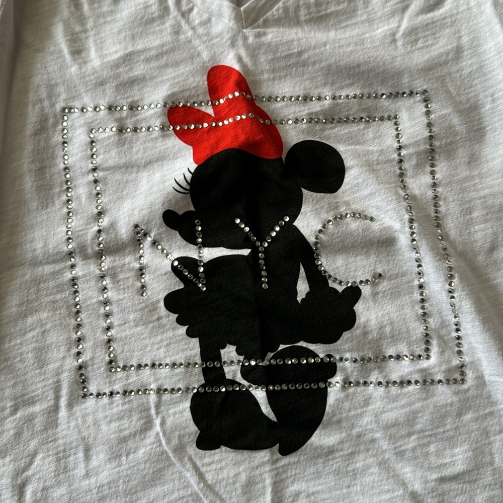 Minnie - Picture 2 of 2